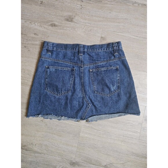 We The Free 29 Denim Mini Skirt Saratoga Blue Frayed Hem With Pockets - Picture 5 of 5